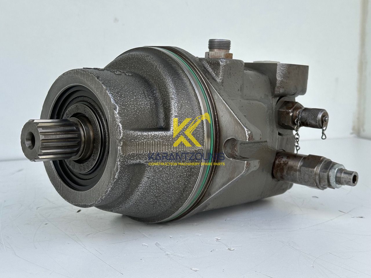 Liebherr Hydraulikeinbaumotor Typ:FMF058, ID-Nr.10122576 - ID-Nr.10145827 - ID-Nr.11371069. LOS1906, P924 COMP , R906, R906 PROTO, R916, R922, R924, R924 COMP, R926 COMP, R926 K LC. #11371069.08604# - Motor hidráulico para Excavadora de cadenas: foto 1 Liebherr Hydraulikeinbaumotor Typ:FMF058, ID-Nr.10122576 - ID-Nr.10145827 - ID-Nr.11371069. LOS1906, P924 COMP , R906, R906 PROTO, R916, R922, R924, R924 COMP, R926 COMP, R926 K LC. #11371069.08604# - Motor hidráulico para Excavadora de cadenas: foto 1