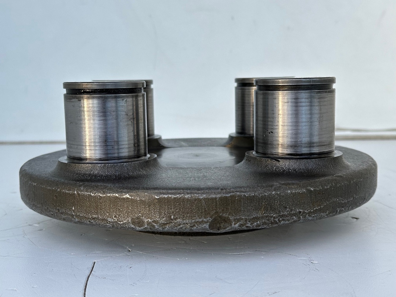 Liebherr Planetenträger ID-Nr.90006540. SAT300/271, SAT300/282, SAT300/288, SAT300/295. LH40, LH50, R936,R950 T, R960 T. #90006540.04.01# - Reductor de giro para Excavadora: foto 3 Liebherr Planetenträger ID-Nr.90006540. SAT300/271, SAT300/282, SAT300/288, SAT300/295. LH40, LH50, R936,R950 T, R960 T. #90006540.04.01# - Reductor de giro para Excavadora: foto 3