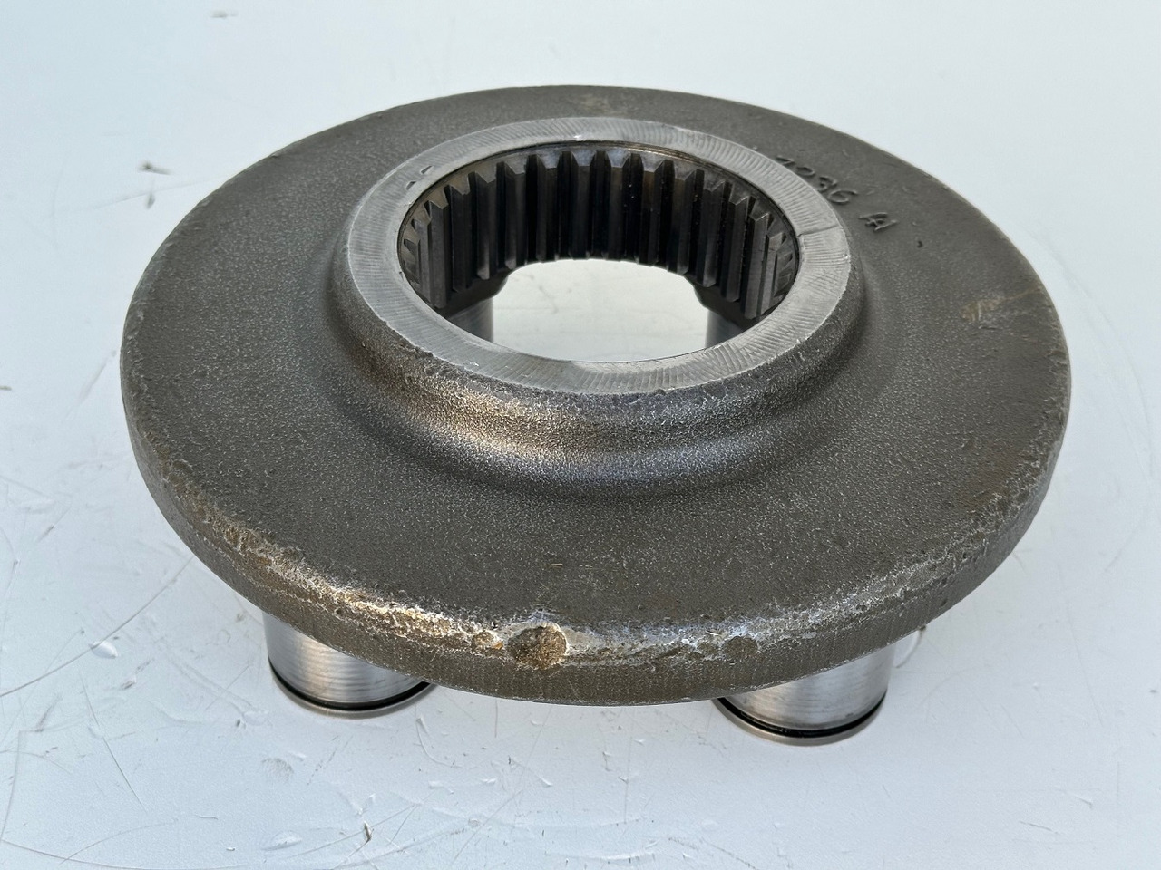 Liebherr Planetenträger ID-Nr.90006540. SAT300/271, SAT300/282, SAT300/288, SAT300/295. LH40, LH50, R936,R950 T, R960 T. #90006540.04.01# - Reductor de giro para Excavadora: foto 4 Liebherr Planetenträger ID-Nr.90006540. SAT300/271, SAT300/282, SAT300/288, SAT300/295. LH40, LH50, R936,R950 T, R960 T. #90006540.04.01# - Reductor de giro para Excavadora: foto 4