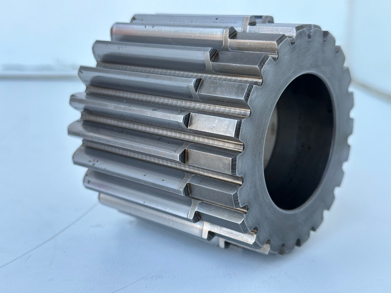 Liebherr Sonnenrad ID-Nr.90016258. FAT400P112,FAT400P130,FAT400P139,LOS1936,LOS926,R926,R928,R930,R934,R936,R938,R940,R944,R946,R950T. #90016258.06.08.02# - Mando final para Excavadora de cadenas: foto 1 Liebherr Sonnenrad ID-Nr.90016258. FAT400P112,FAT400P130,FAT400P139,LOS1936,LOS926,R926,R928,R930,R934,R936,R938,R940,R944,R946,R950T. #90016258.06.08.02# - Mando final para Excavadora de cadenas: foto 1