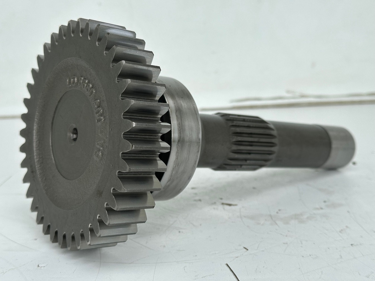 Liebherr Triebwelle ID-Nr.10117140 mit Zylinderrollenlager ID-Nr.7080150 - ID-Nr.7380070. A914, A922, A924, A928, LH30, LH35, P914, P924, R906, R914, R916, R924, R924 COMP. #101171470.01# - Bomba hidráulica para Maquinaria de construcción: foto 4 Liebherr Triebwelle ID-Nr.10117140 mit Zylinderrollenlager ID-Nr.7080150 - ID-Nr.7380070. A914, A922, A924, A928, LH30, LH35, P914, P924, R906, R914, R916, R924, R924 COMP. #101171470.01# - Bomba hidráulica para Maquinaria de construcción: foto 4