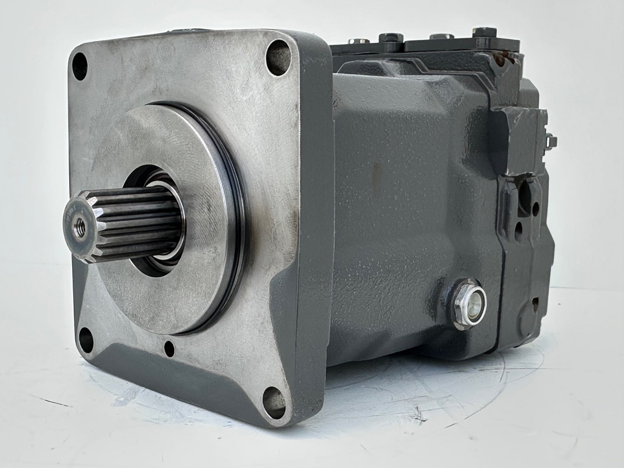 Linde Verstellmotor-Axialkolbenmotor Typ:HMV210-02 2532. #HMV210-02.2532# - Motor hidráulico: foto 3 Linde Verstellmotor-Axialkolbenmotor Typ:HMV210-02 2532. #HMV210-02.2532# - Motor hidráulico: foto 3