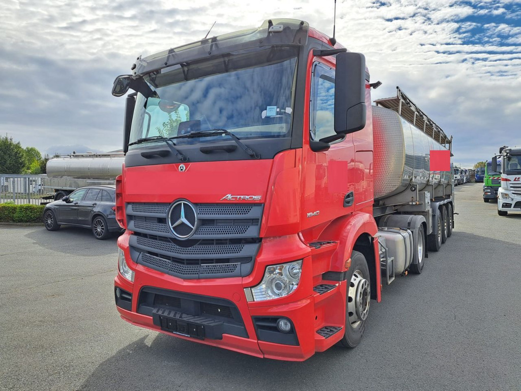 Mercedes Benz Actros 1840 4x2 (Nr. 5831) - Cabeza tractora: foto 2 Mercedes Benz Actros 1840 4x2 (Nr. 5831) - Cabeza tractora: foto 2