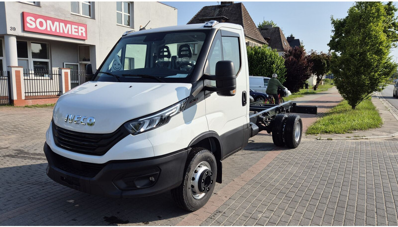 Iveco Daily 70C18 - nowe! - Camión chasis: foto 2 Iveco Daily 70C18 - nowe! - Camión chasis: foto 2