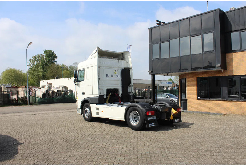 DAF XF 510 * RETARDER * 4X2 * - Cabeza tractora: foto 3 DAF XF 510 * RETARDER * 4X2 * - Cabeza tractora: foto 3