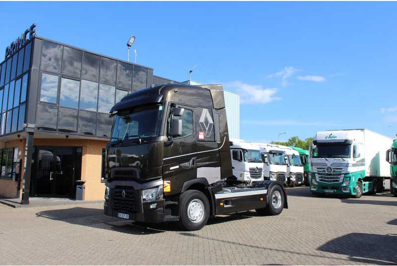 Renault T520 * RETARDER * 2 TANK * 2 BED * - Cabeza tractora: foto 1 Renault T520 * RETARDER * 2 TANK * 2 BED * - Cabeza tractora: foto 1