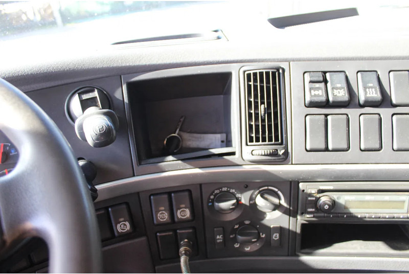 Cabeza tractora Volvo FM 430 * EURO5 * 4X2 *: foto 18 Cabeza tractora Volvo FM 430 * EURO5 * 4X2 *: foto 18