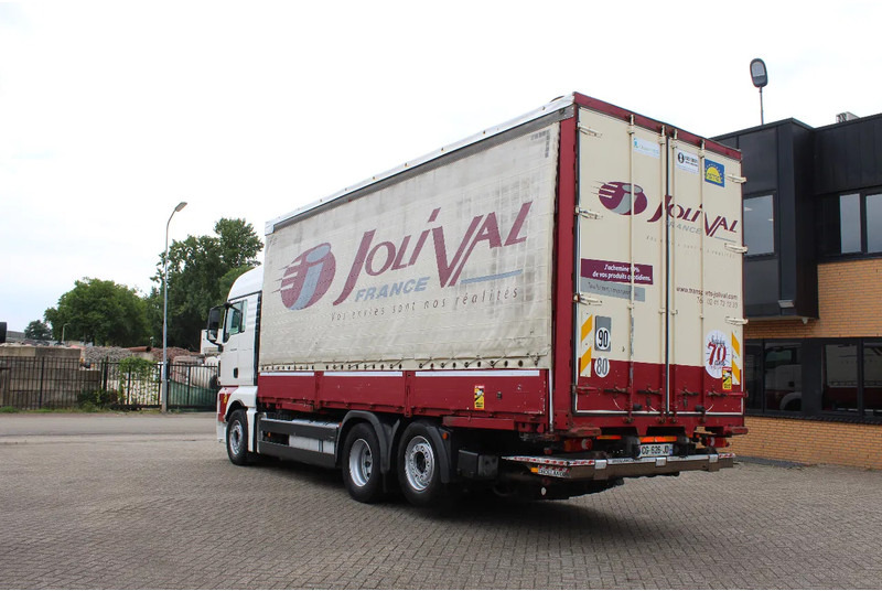 MAN TGX 26.440 * EURO5 * 6X2 * LIFT AXLE * - Camión lona: foto 3 MAN TGX 26.440 * EURO5 * 6X2 * LIFT AXLE * - Camión lona: foto 3
