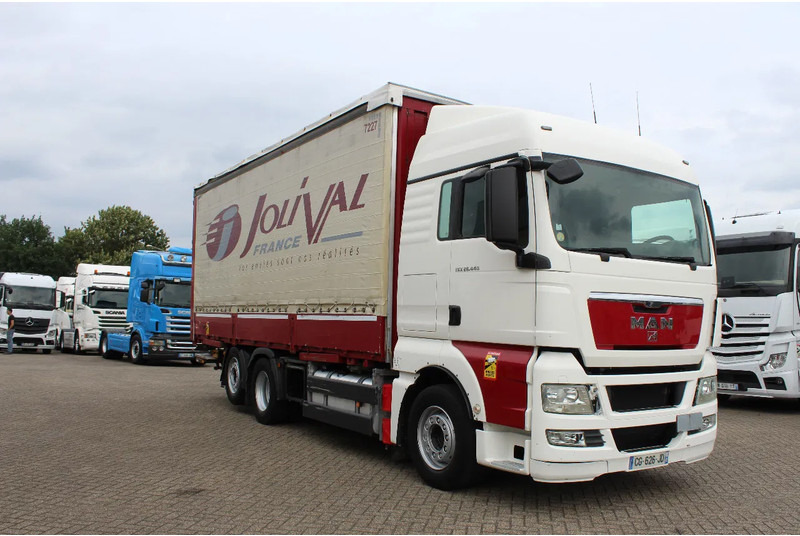 MAN TGX 26.440 * EURO5 * 6X2 * LIFT AXLE * - Camión lona: foto 5 MAN TGX 26.440 * EURO5 * 6X2 * LIFT AXLE * - Camión lona: foto 5