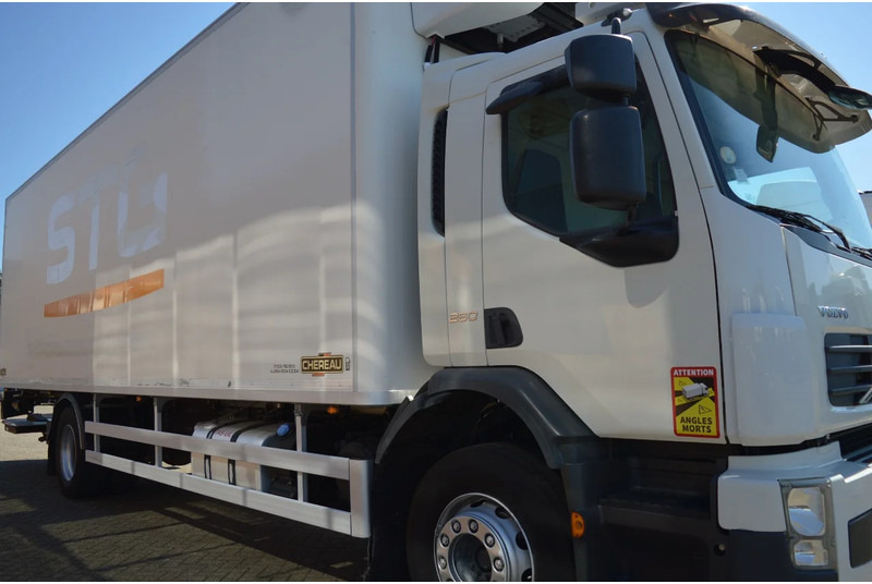 Camión frigorífico Volvo FE 260 * EURO5 * CARRIER SUPRA 950 * 4X2 *: foto 7