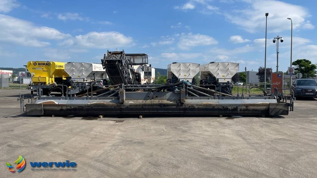 Vögele SB 300-2 TP1 13,00 m fixed screed - Pavimentadora de asfalto: foto 1 Vögele SB 300-2 TP1 13,00 m fixed screed - Pavimentadora de asfalto: foto 1