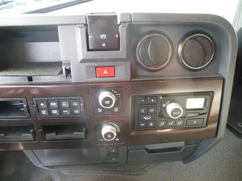 Cabeza tractora Renault T520 HIGH, COMFORT, LOWDECK, TOP STAND!!: foto 15