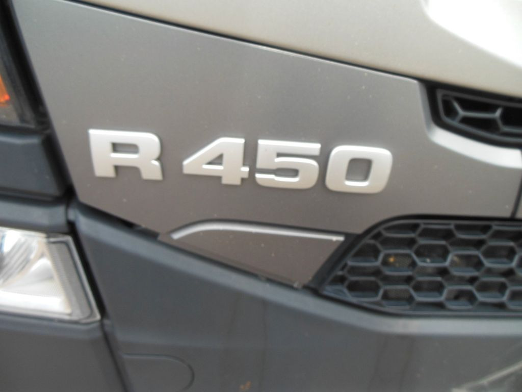 Scania R450 LOWDECK, RETARDER, STANDKLIMA, VOLL LUFT Scania R450 LOWDECK, RETARDER, STANDKLIMA, VOLL LUFT - Cabeza tractora: foto 5 Scania R450 LOWDECK, RETARDER, STANDKLIMA, VOLL LUFT Scania R450 LOWDECK, RETARDER, STANDKLIMA, VOLL LUFT - Cabeza tractora: foto 5