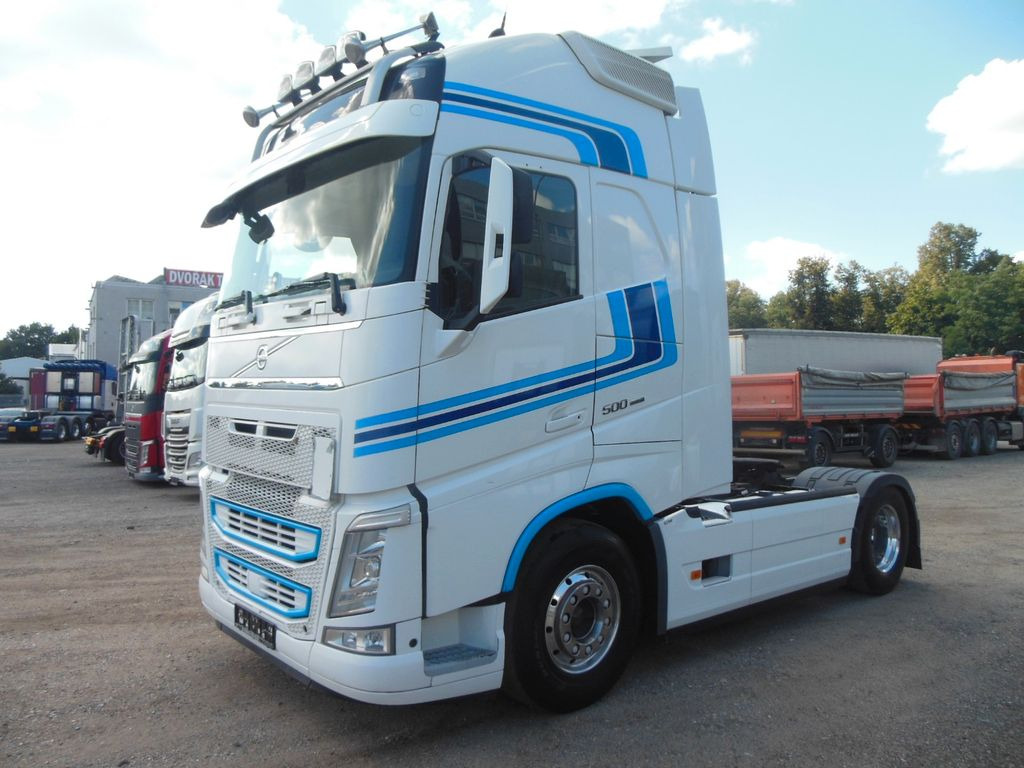 Volvo FH 13/500, GLOBE XL, HYDRAULIK, ALU FELGEN, TOP! - Cabeza tractora: foto 1 Volvo FH 13/500, GLOBE XL, HYDRAULIK, ALU FELGEN, TOP! - Cabeza tractora: foto 1