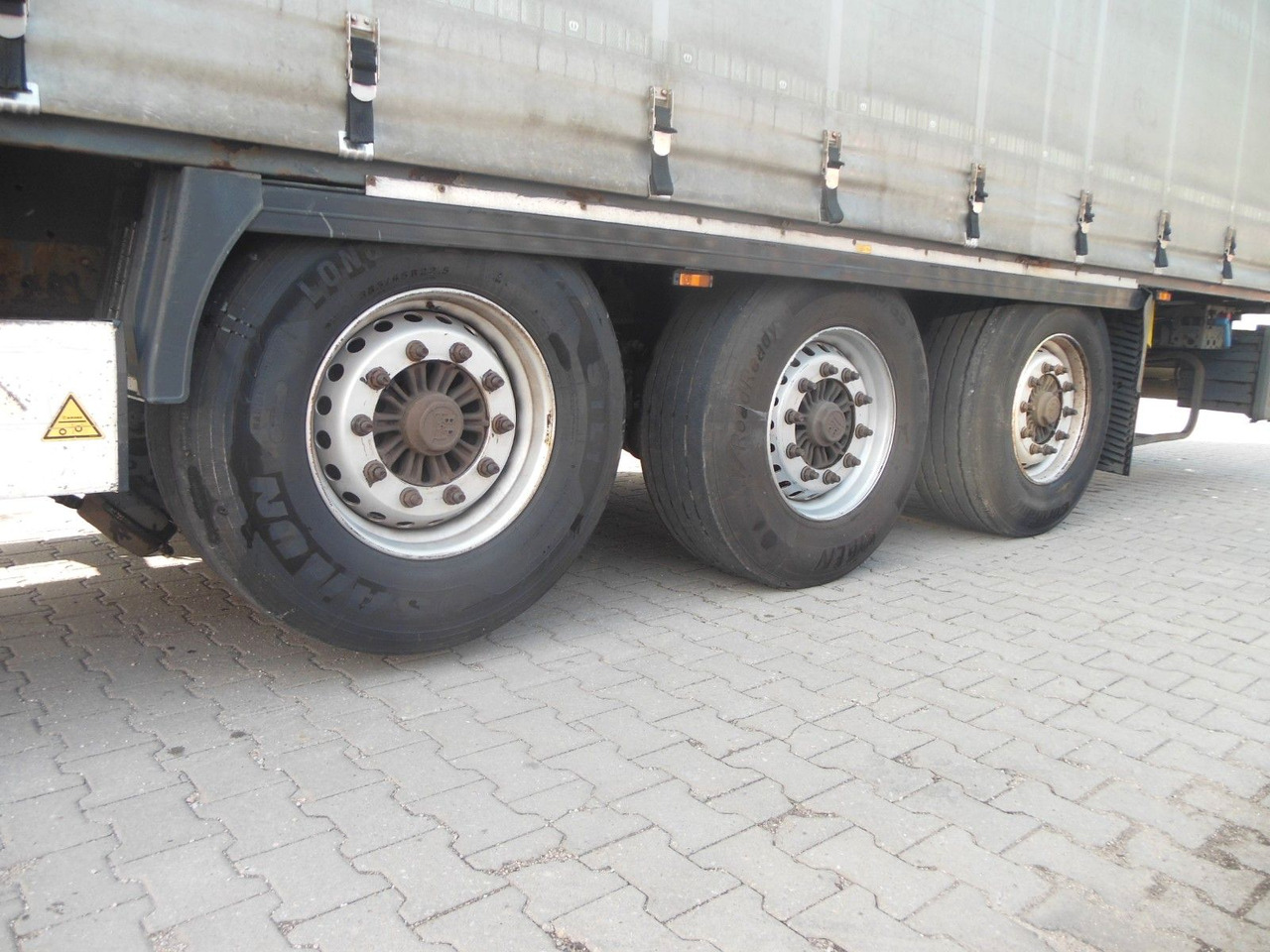 Krone SD, BPW, HUBDACH, LIFT ACHSE, 3 STÜCKS AM LAGER - Semirremolque lona: foto 5 Krone SD, BPW, HUBDACH, LIFT ACHSE, 3 STÜCKS AM LAGER - Semirremolque lona: foto 5