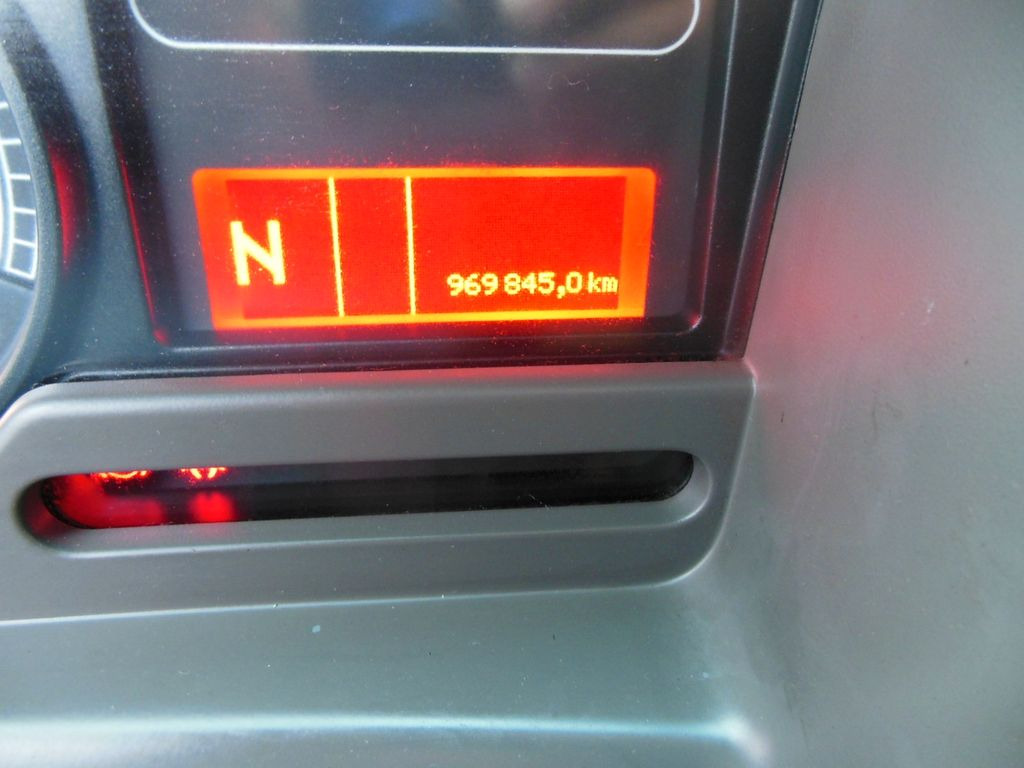 Furgoneta caja abierta Renault MIDLUM DXI 180.08 Renault MIDLUM DXI 180.08: foto 20