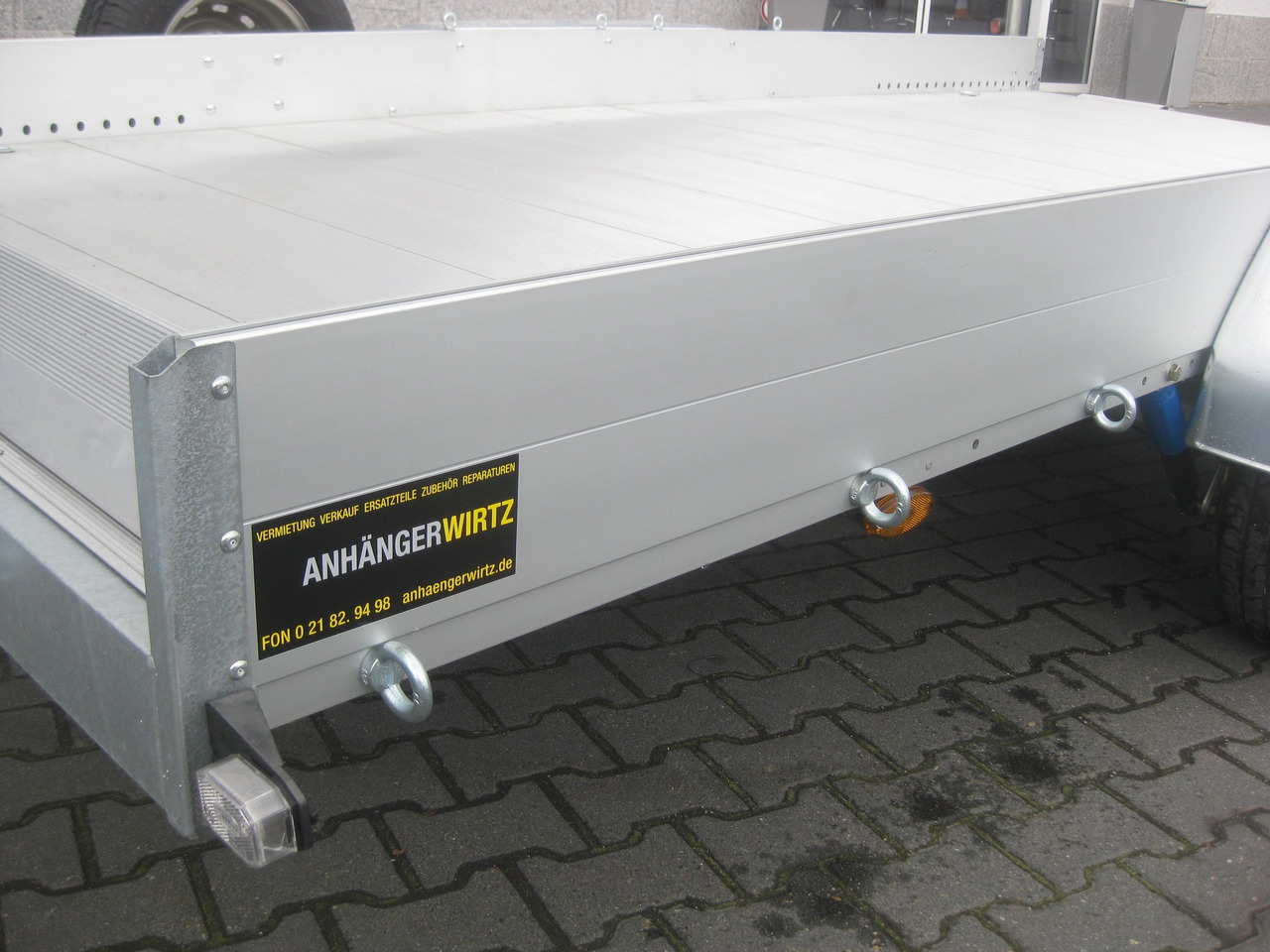 Anssems Transporter AMT 2500 407x180x18cm Aluboden Alurampen Seilwinde 2500kg online - Remolque portavehículos: foto 4 Anssems Transporter AMT 2500 407x180x18cm Aluboden Alurampen Seilwinde 2500kg online - Remolque portavehículos: foto 4