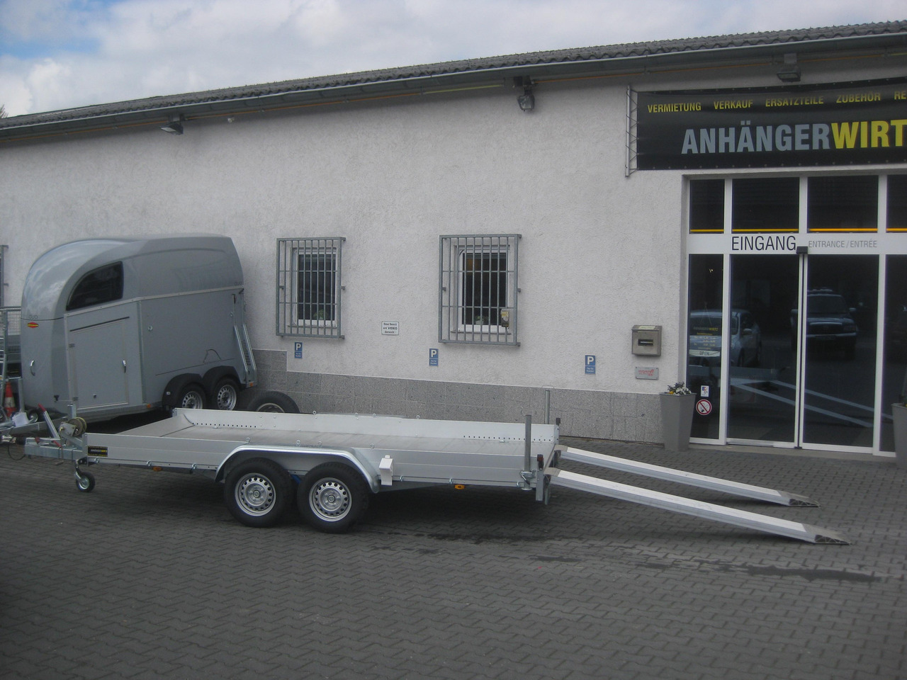Anssems Transporter AMT 2500 407x180x18cm Aluboden Alurampen Seilwinde 2500kg online - Remolque portavehículos: foto 1 Anssems Transporter AMT 2500 407x180x18cm Aluboden Alurampen Seilwinde 2500kg online - Remolque portavehículos: foto 1