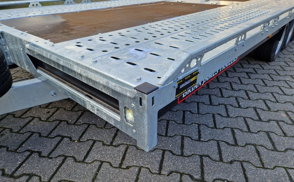 BJT T Transporter 231 500x210cm black Auffahrrampen 235cm Holzboden vorn Tridem 10" 3500kg Aktion - Remolque porta maquinaria: foto 1 BJT T Transporter 231 500x210cm black Auffahrrampen 235cm Holzboden vorn Tridem 10" 3500kg Aktion - Remolque porta maquinaria: foto 1