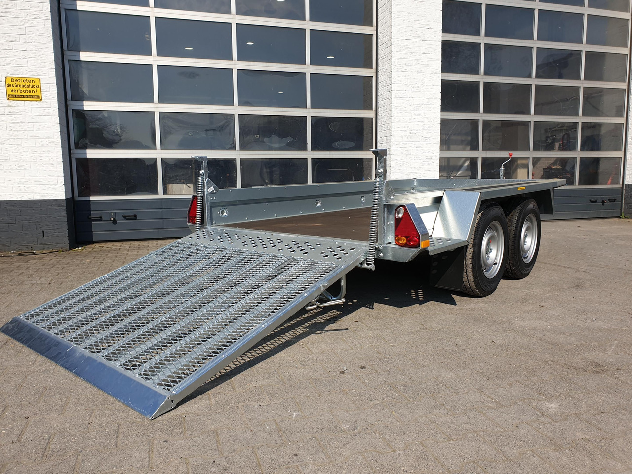 Brenderup Maschinentransporter MT 3080 308x152x27cm 3000kg Winter Online Aktion - Remolque porta maquinaria: foto 1 Brenderup Maschinentransporter MT 3080 308x152x27cm 3000kg Winter Online Aktion - Remolque porta maquinaria: foto 1