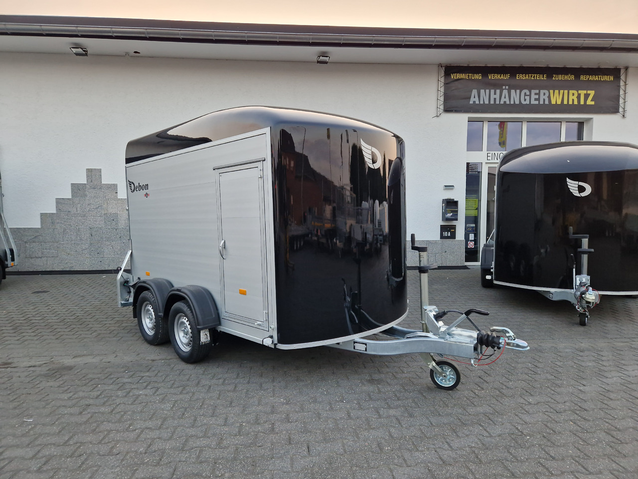 Cargo Roadster 500 312x167x199cm Alu Poly black Seitentür 100km/H Pullman 2000kg Sommer Aktion 2025 - Remolque caja cerrada: foto 4 Cargo Roadster 500 312x167x199cm Alu Poly black Seitentür 100km/H Pullman 2000kg Sommer Aktion 2025 - Remolque caja cerrada: foto 4
