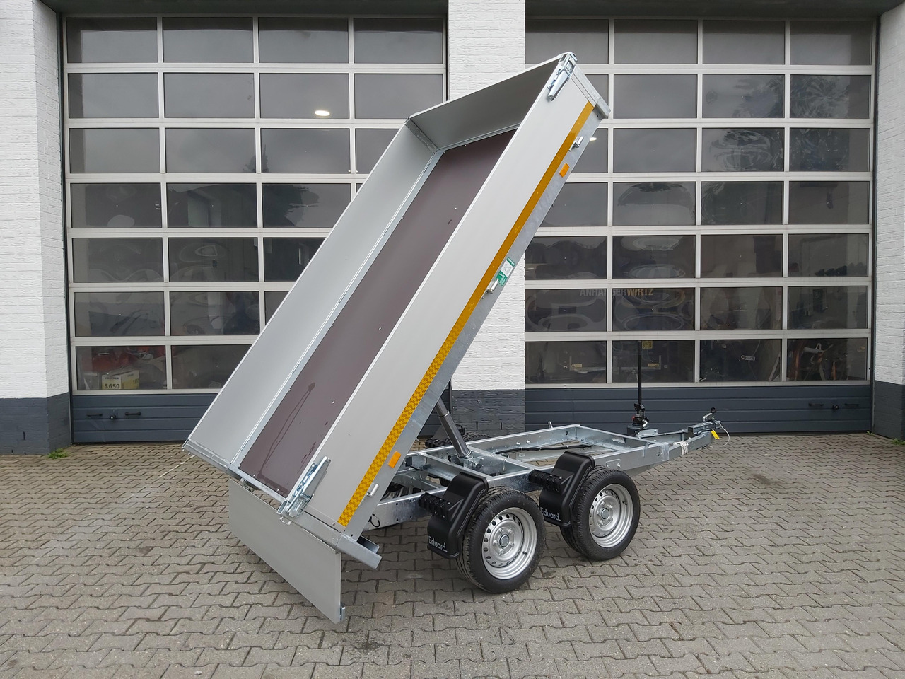 Heck Kipper 260x150x30cm Lfh: 63 cm (S) 750kg Tandem ungebremst Januar Aktion - Remolque volquete: foto 2 Heck Kipper 260x150x30cm Lfh: 63 cm (S) 750kg Tandem ungebremst Januar Aktion - Remolque volquete: foto 2