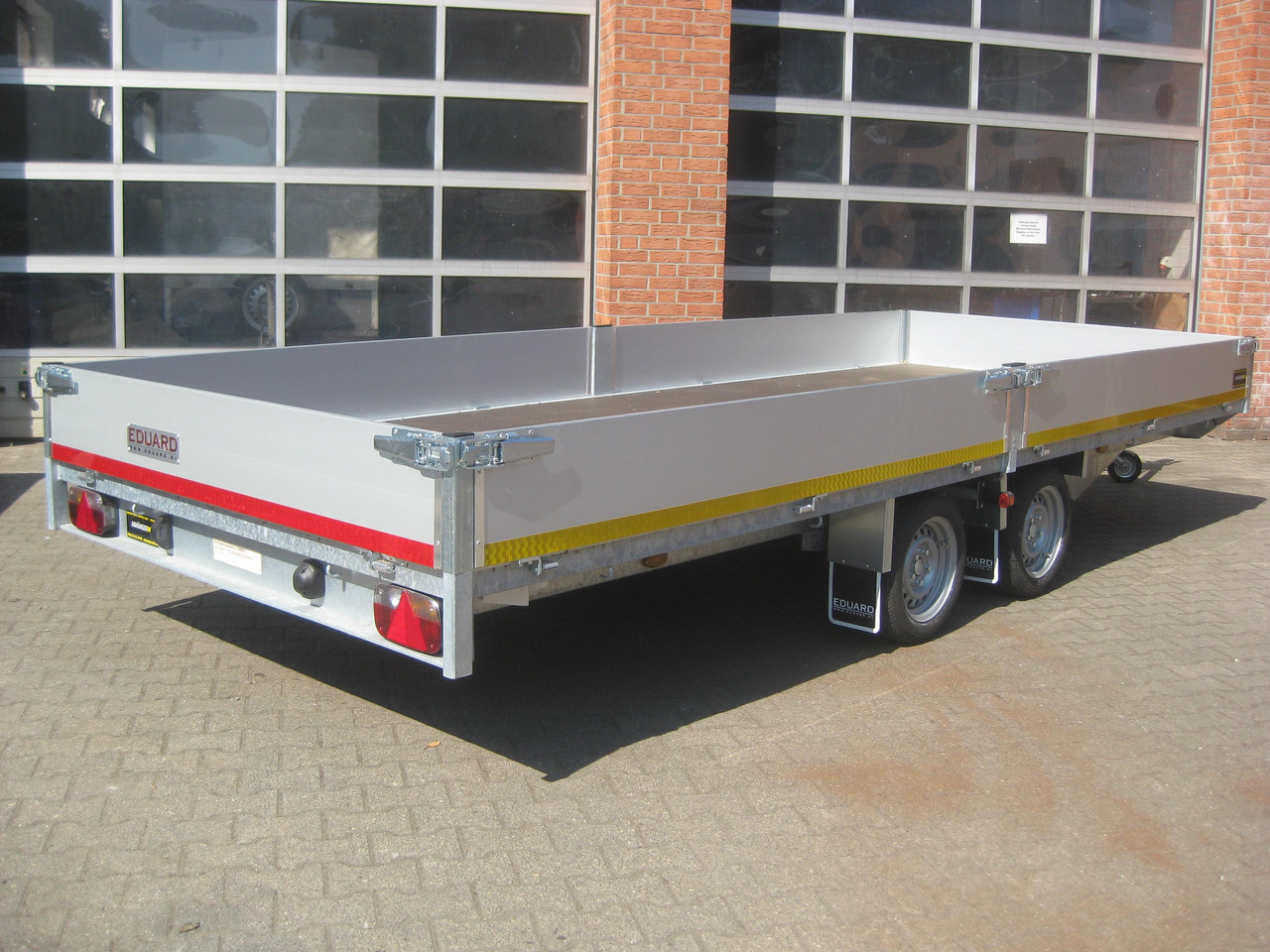 Remolque plataforma/ Caja abierta Hochlader 506x200x30cm Lfh: 63cm 13" niedrig Fahrwerk (XXL) 2700kg: foto 8