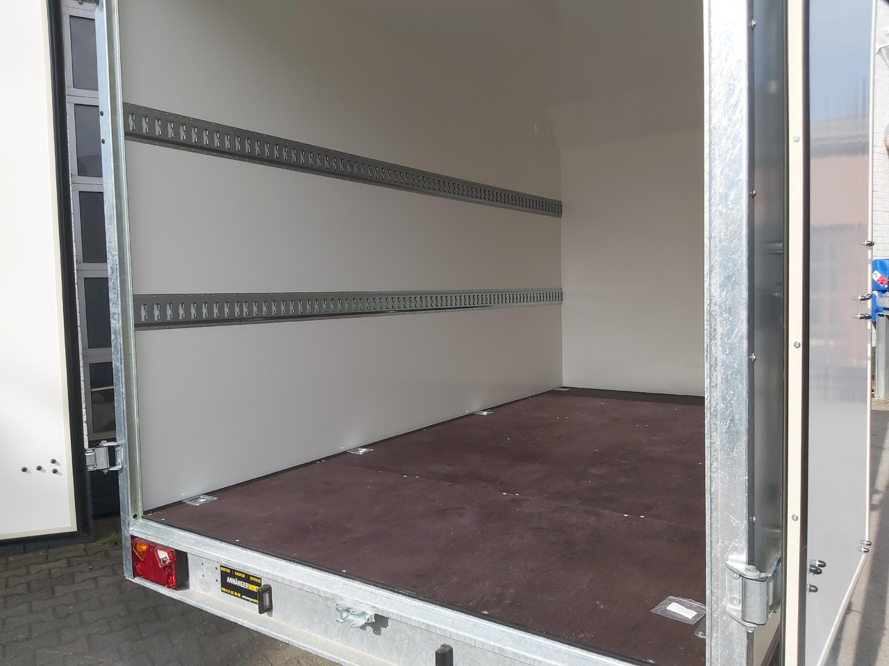 Remolque caja cerrada Hochlader Koffer TFSP 360T.00 360x200x210cm aero Zurrsystem IL (L) 2700kg 100km/H: foto 7