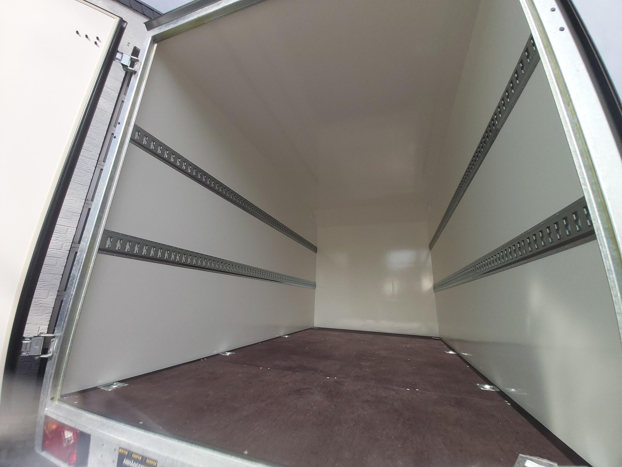 Remolque caja cerrada Hochlader Koffer TFSP 360T.00 360x200x210cm aero Zurrsystem IL (L) 2700kg 100km/H: foto 8