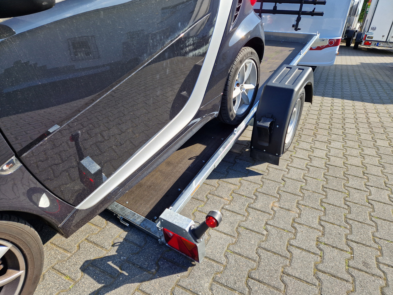 Remolque porta maquinaria Kleinfahrzeug Transporter Multi easyload UNI N13 - 305 305x166x10cm (M) 1300kg: foto 18