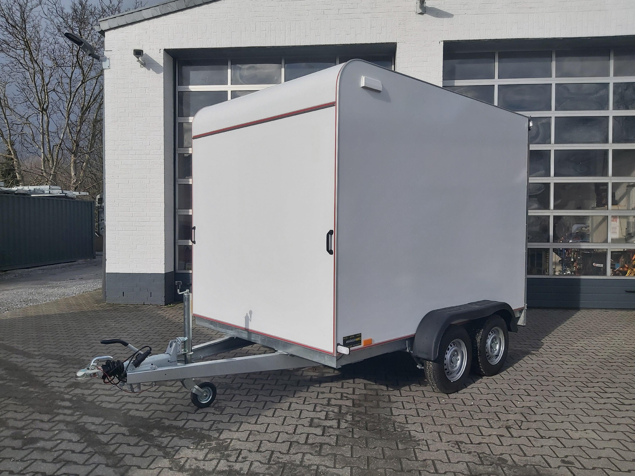 Remolque caja cerrada Koffer TFS 300T.01 2700 300x200x210cm aero Heckrampe Zurrsystem 100km/H 2700kg: foto 8