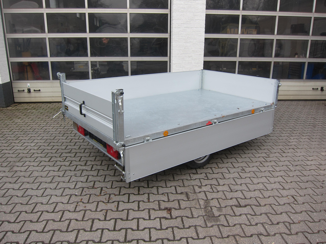 Pongratz Kipper RK 2600/15 G-AL Elektrisch + Notpumpe 260x151x36cm Stahlboden Pendel 13" 1800kg - Remolque volquete: foto 5 Pongratz Kipper RK 2600/15 G-AL Elektrisch + Notpumpe 260x151x36cm Stahlboden Pendel 13" 1800kg - Remolque volquete: foto 5