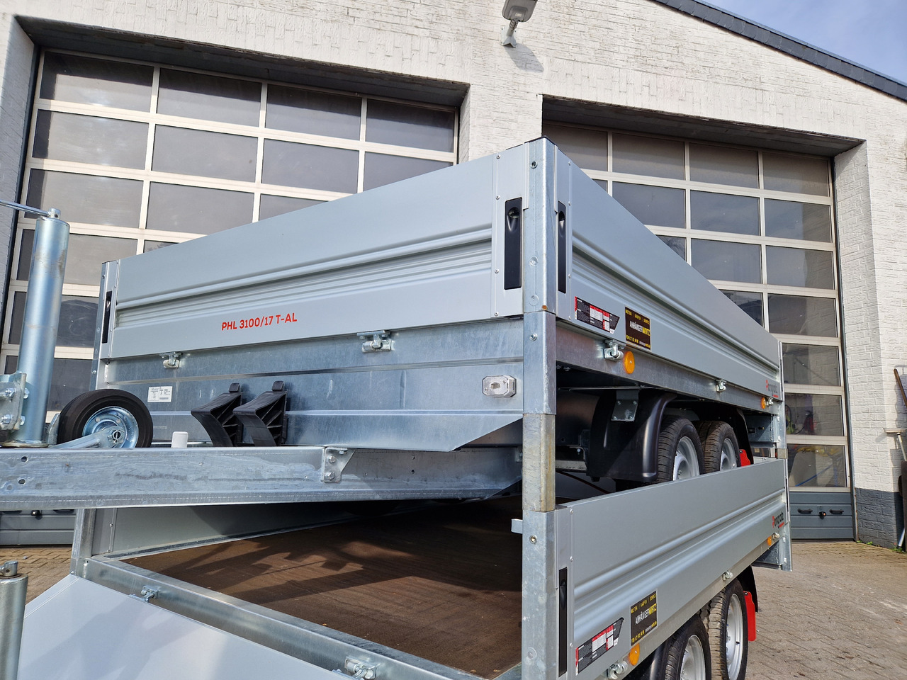 Pongratz Pritschenhochlader PHL 3100/17 T-AL-S 310x170x36cm 13" (M) 2000kg - Remolque plataforma/ Caja abierta: foto 2 Pongratz Pritschenhochlader PHL 3100/17 T-AL-S 310x170x36cm 13" (M) 2000kg - Remolque plataforma/ Caja abierta: foto 2