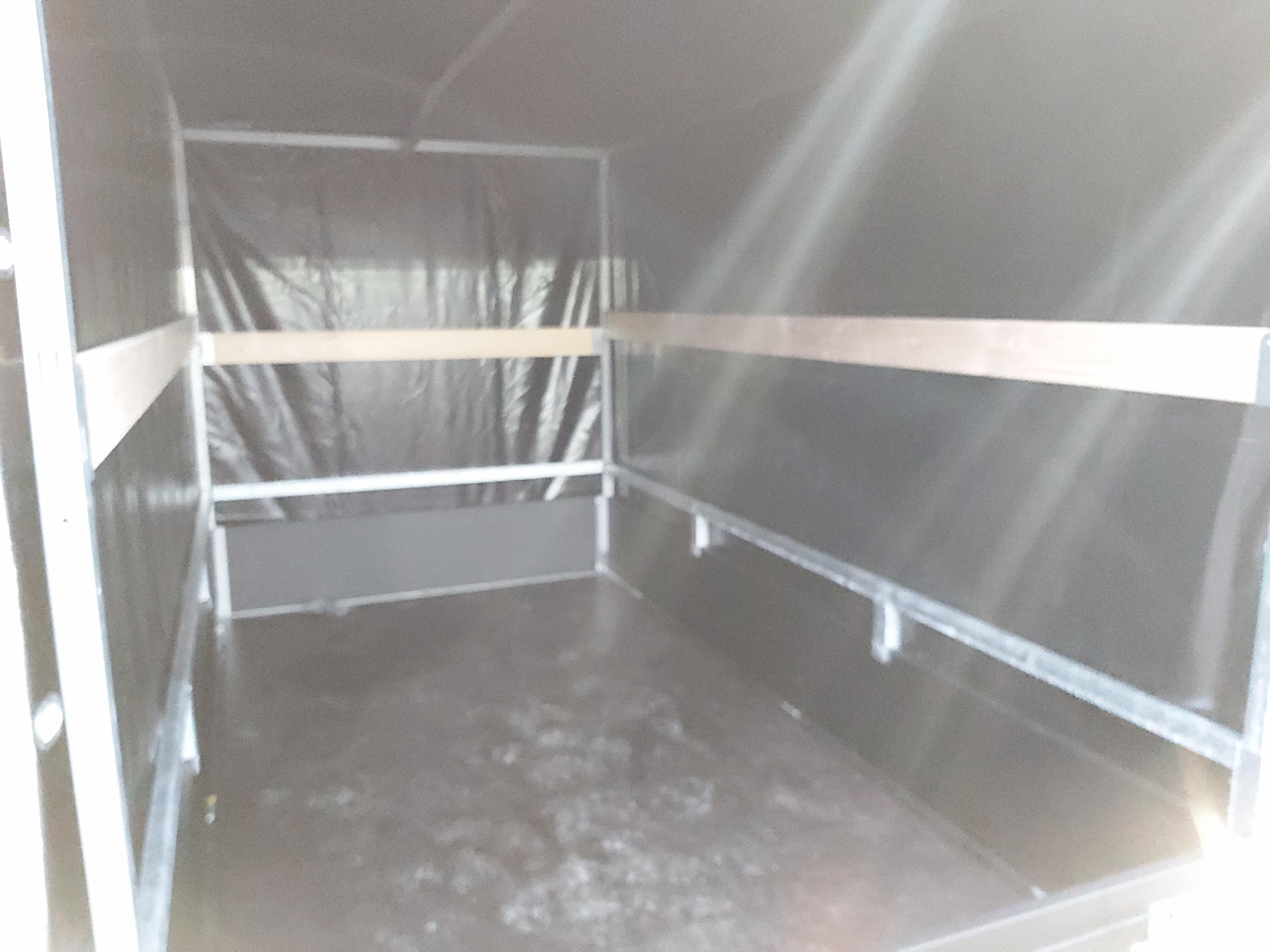 Saris Anhänger DV135 McAlu Pro MP 255x133x150cm Hochplane black (S)1350kg black deal Januar Aktio - Remolque de coche: foto 5 Saris Anhänger DV135 McAlu Pro MP 255x133x150cm Hochplane black (S)1350kg black deal Januar Aktio - Remolque de coche: foto 5