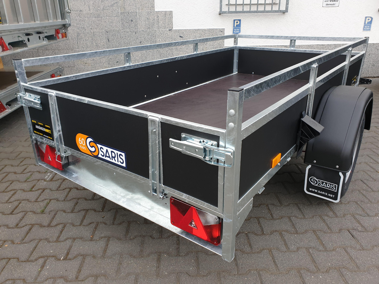 Saris BMG 135 Classic Wood 255x133x45cm (S) 1350kg Abverkauf Aktion - Remolque de coche: foto 5 Saris BMG 135 Classic Wood 255x133x45cm (S) 1350kg Abverkauf Aktion - Remolque de coche: foto 5