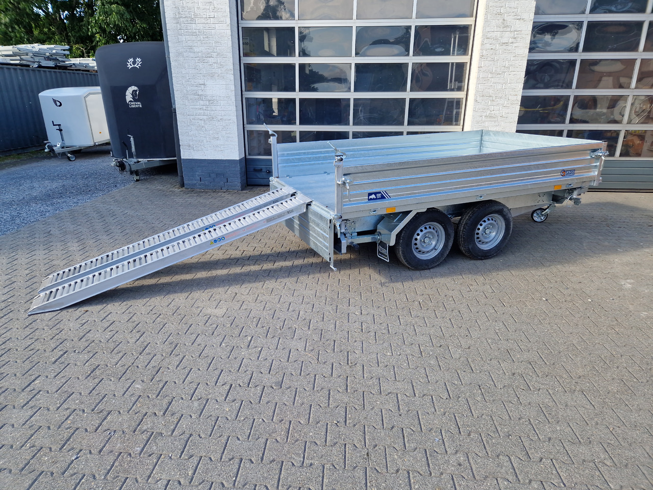 Saris Kipper 3 SKS 310 176 40cm Stahlwände HD elektro Notpumpe Alurampen Stützen 3000kg 100km/H - Remolque volquete: foto 3 Saris Kipper 3 SKS 310 176 40cm Stahlwände HD elektro Notpumpe Alurampen Stützen 3000kg 100km/H - Remolque volquete: foto 3