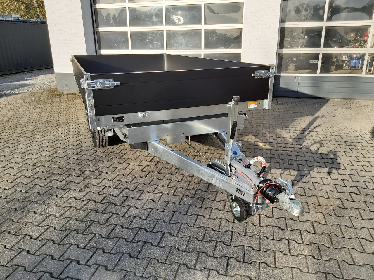 Saris Kipper K3 356 184 3500 2 E 356x184x35cm black edition Elektro Rampen Stützen (L) 3500kg - Remolque volquete: foto 3 Saris Kipper K3 356 184 3500 2 E 356x184x35cm black edition Elektro Rampen Stützen (L) 3500kg - Remolque volquete: foto 3