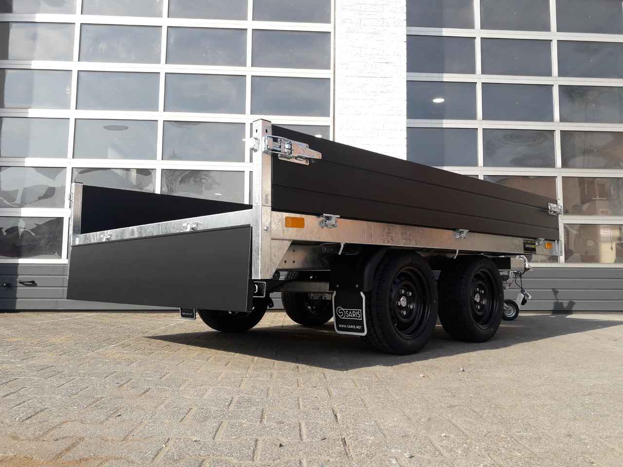 Remolque plataforma/ Caja abierta Saris PL276 170 2000 2 276x170x30cm black Edition LED Beleuchtung 13" (S) 2000kg: foto 7