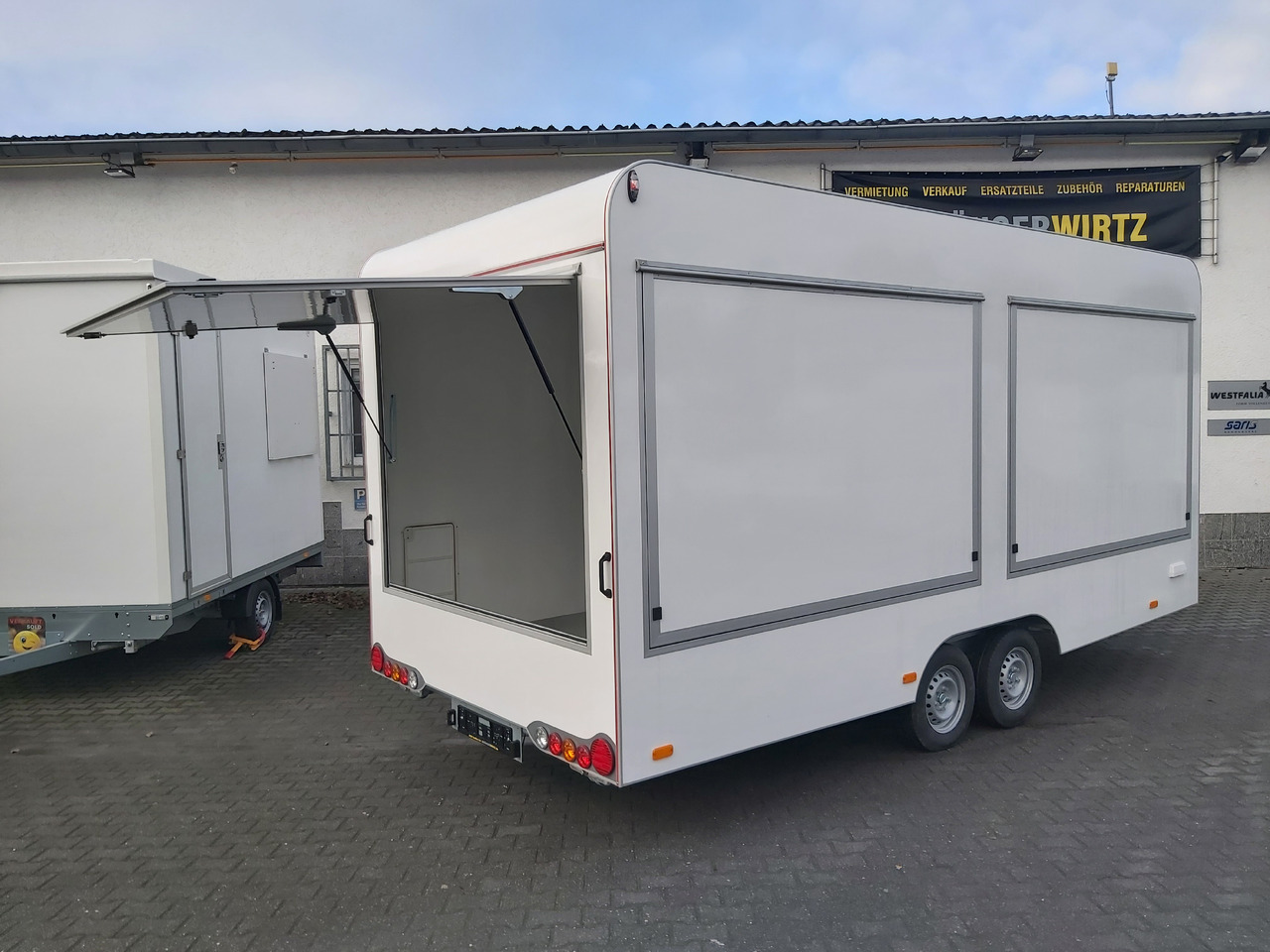 Remolque venta ambulante Verkaufsanhänger VK 523 230 aero retro 520x230x230cm 3 Verkaufsklappen 230V Licht 2700kg Abverkauf: foto 20