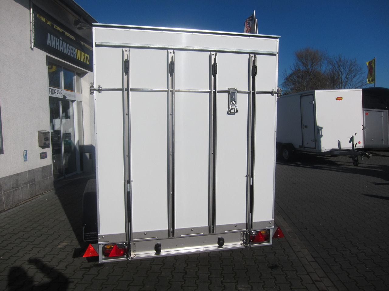 Remolque caja cerrada WM Meyer Koffer AZ 2740/185 S35 + Heckrampe 401x185x205cm (XL) 2700kg Januar Aktion Modell 2024: foto 6 Remolque caja cerrada WM Meyer Koffer AZ 2740/185 S35 + Heckrampe 401x185x205cm (XL) 2700kg Januar Aktion Modell 2024: foto 6