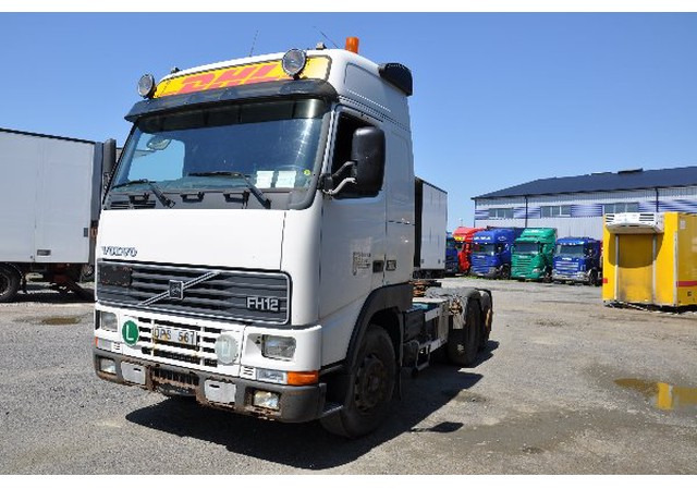 Volvo FH12 6x2 - Cabeza tractora: foto 1 Volvo FH12 6x2 - Cabeza tractora: foto 1