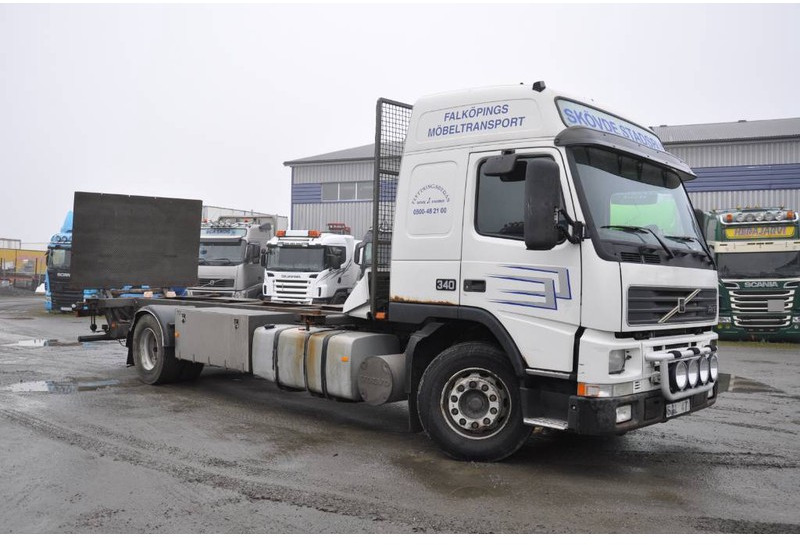 Volvo FM12 380 4X2 - Camión portacontenedore/ Intercambiable: foto 1 Volvo FM12 380 4X2 - Camión portacontenedore/ Intercambiable: foto 1