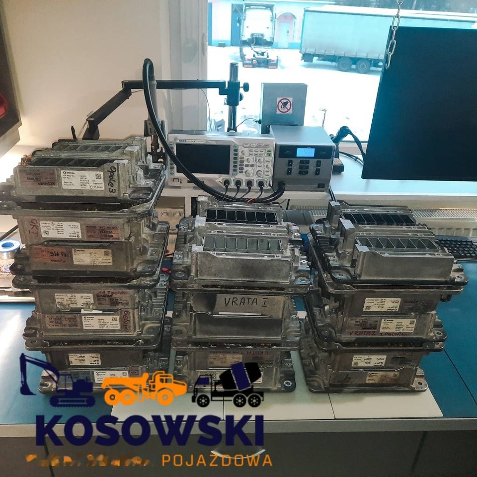 DOOSAN DL420 - Unidad de control para Excavadora de cadenas: foto 3 DOOSAN DL420 - Unidad de control para Excavadora de cadenas: foto 3