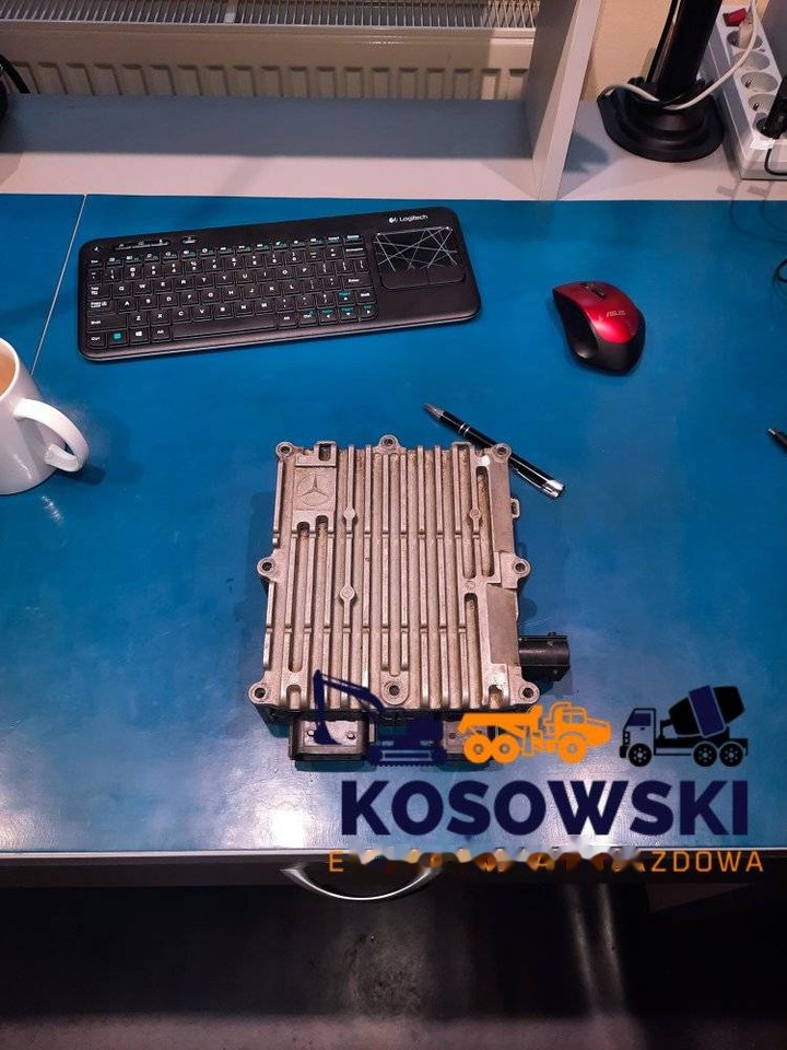 MERCEDES-BENZ Atego Gearbox ECU Power Pack - Unidad de control para Camión lona: foto 1 MERCEDES-BENZ Atego Gearbox ECU Power Pack - Unidad de control para Camión lona: foto 1