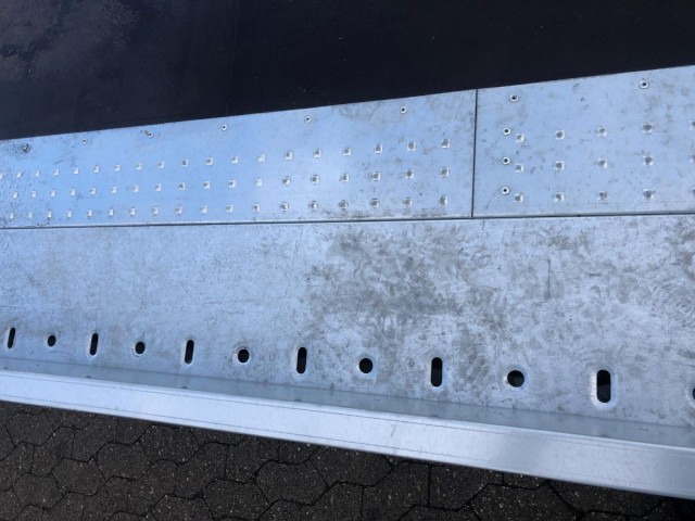 Brian James Cargo Connect Universalanhänger 476-6022-35-3-12, 6000 x 2290 x 300 mm, 3,5 to., 12 Zoll - Remolque de coche: foto 5 Brian James Cargo Connect Universalanhänger 476-6022-35-3-12, 6000 x 2290 x 300 mm, 3,5 to., 12 Zoll - Remolque de coche: foto 5