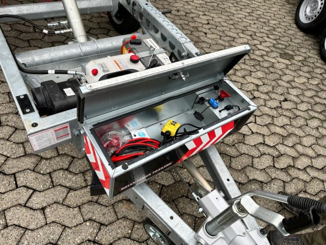 Brian James Cargo Tipper 2, Heckkipper 526-3116-35-2-12, 3100 x 1600 x 300 mm, 3,5 to. - Remolque volquete: foto 3 Brian James Cargo Tipper 2, Heckkipper 526-3116-35-2-12, 3100 x 1600 x 300 mm, 3,5 to. - Remolque volquete: foto 3