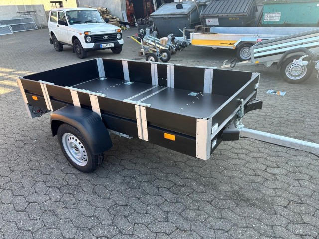 Faltos Blackline, 750 kg, 2420 x 1240 x 300 mm - Remolque de coche: foto 3 Faltos Blackline, 750 kg, 2420 x 1240 x 300 mm - Remolque de coche: foto 3