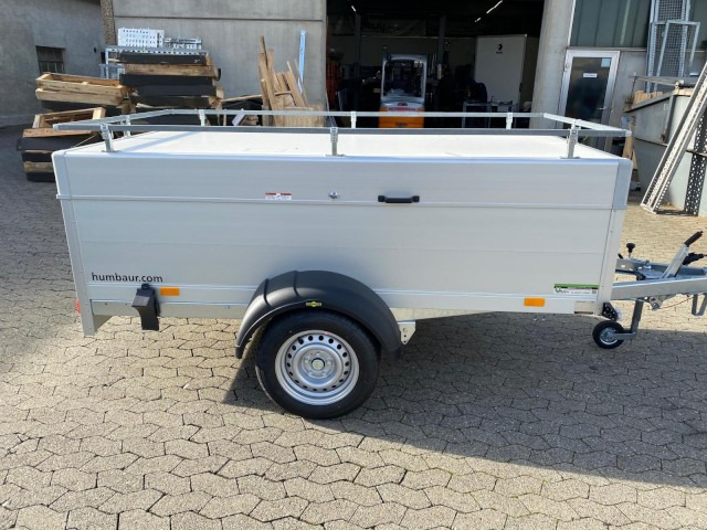 Humbaur HA 132513-5 mit Holz-Alu Deckel mit Reling 1300 kg, 2510 x 1310 x 500mm, 100 km/h - Remolque de coche: foto 4 Humbaur HA 132513-5 mit Holz-Alu Deckel mit Reling 1300 kg, 2510 x 1310 x 500mm, 100 km/h - Remolque de coche: foto 4