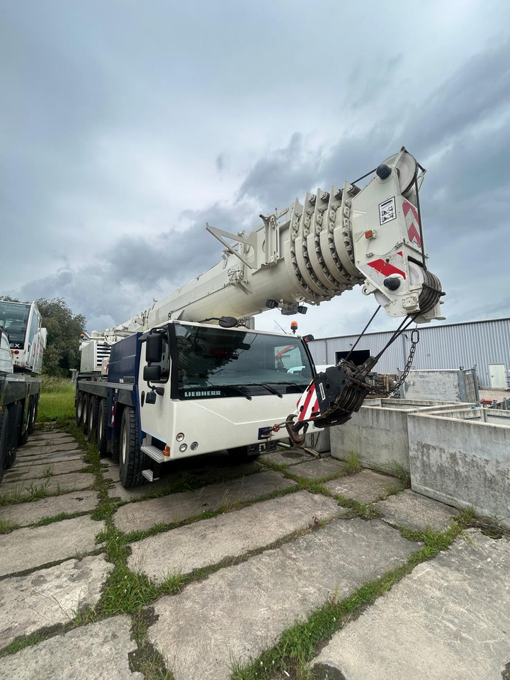 LIEBHERR LTM 1095-5.1 - Autogrúa: foto 1 LIEBHERR LTM 1095-5.1 - Autogrúa: foto 1