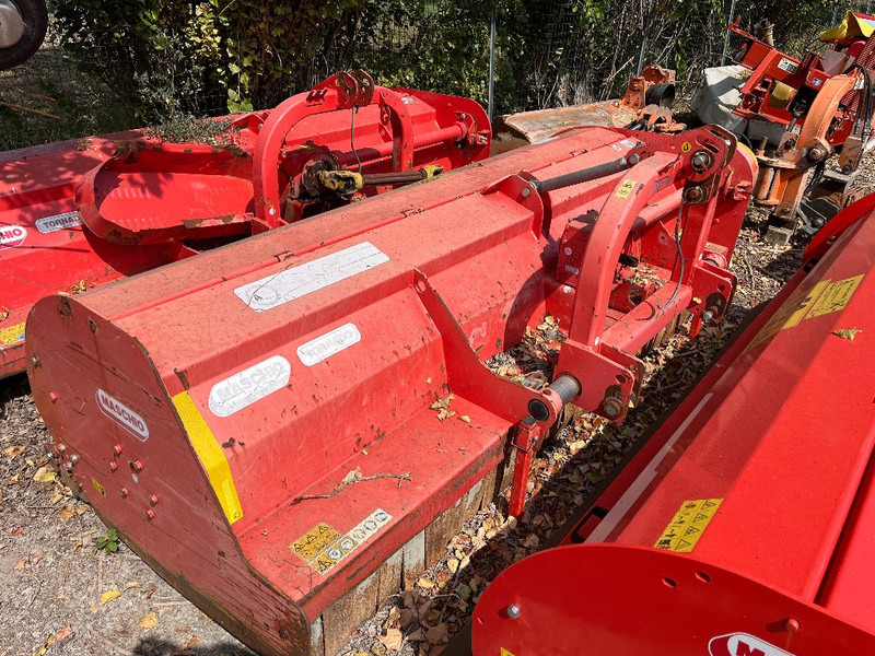 Maschio Tornado 280 - Equipo poscosecha: foto 3 Maschio Tornado 280 - Equipo poscosecha: foto 3